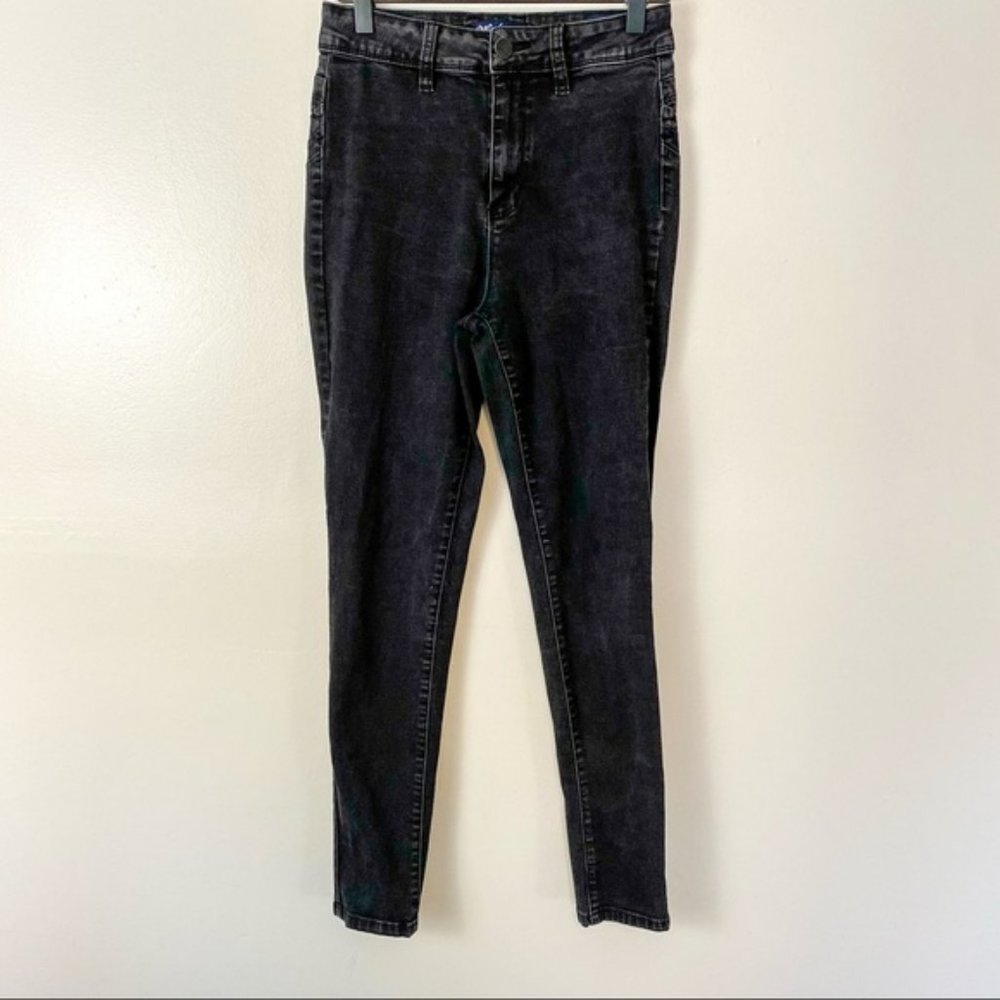 YMI Luxe super high rise skinny jeans